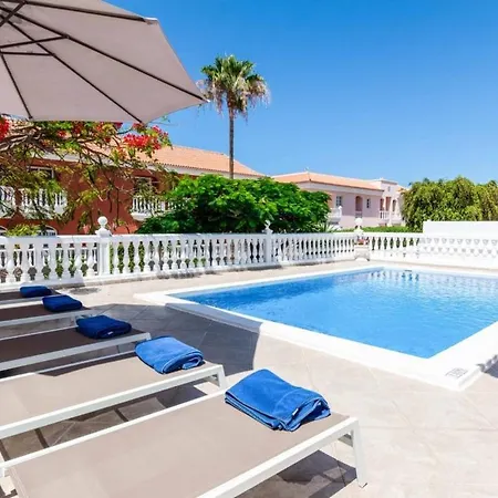 Villa Beautiful 3 Bedroom Private Heated Pool